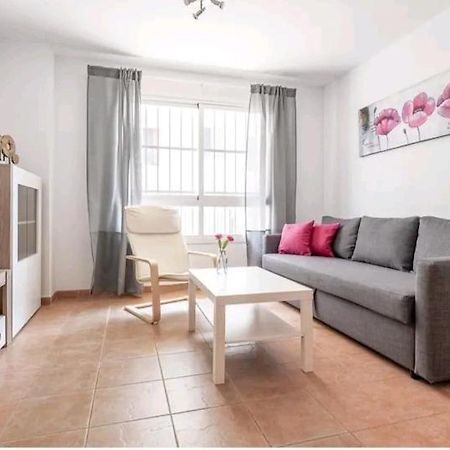 Apartamento Con Patio Y Piscina Cerca De Sevilla La Algaba Luaran gambar