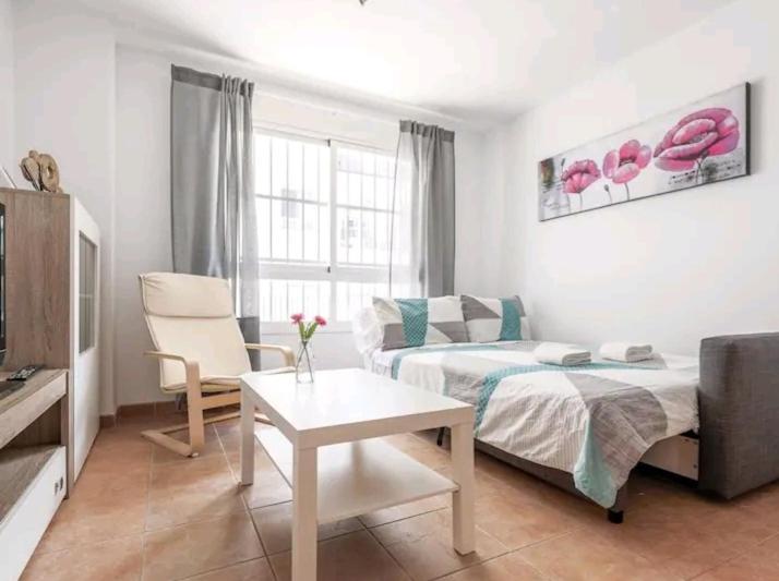 Apartamento Con Patio Y Piscina Cerca De Sevilla La Algaba Luaran gambar