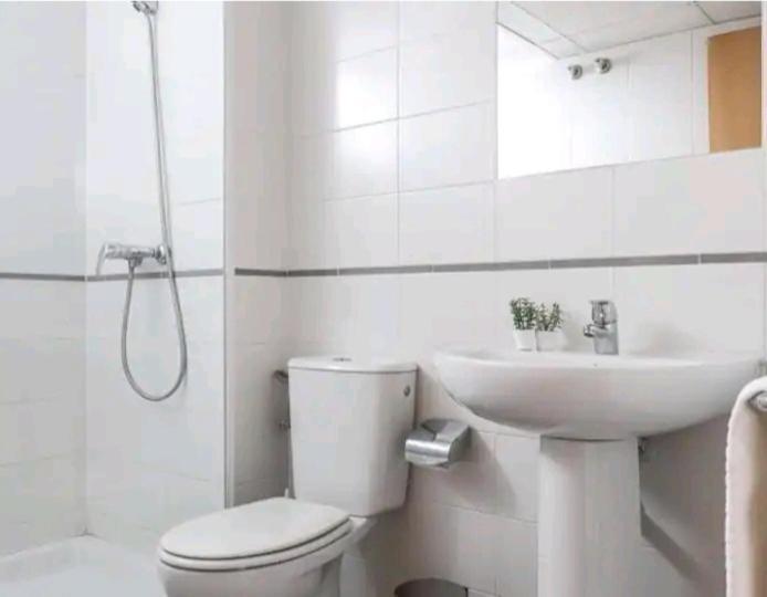Apartamento Con Patio Y Piscina Cerca De Sevilla La Algaba Luaran gambar
