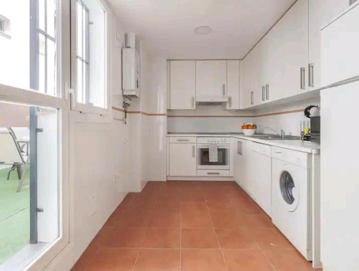 Apartamento Con Patio Y Piscina Cerca De Sevilla La Algaba Luaran gambar