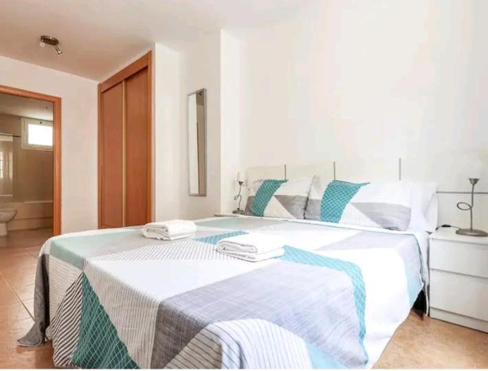 Apartamento Con Patio Y Piscina Cerca De Sevilla La Algaba Luaran gambar